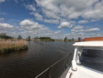 Hausboot in fahrt